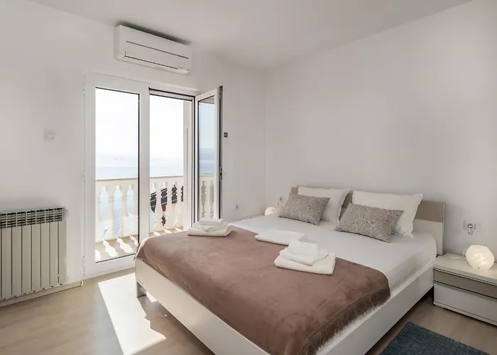 5 Bedroom Stunning In Ika