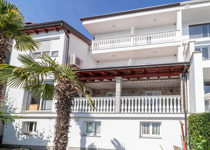 5 Bedroom Stunning In *