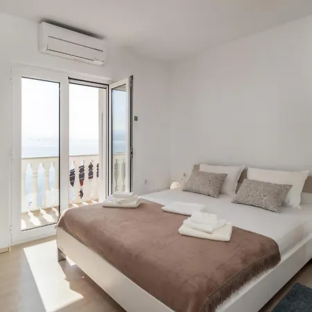 5 Bedroom Stunning In Ika