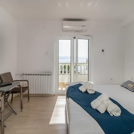 5 Bedroom Stunning In Ika