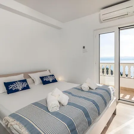 5 Bedroom Stunning In Nyaraló